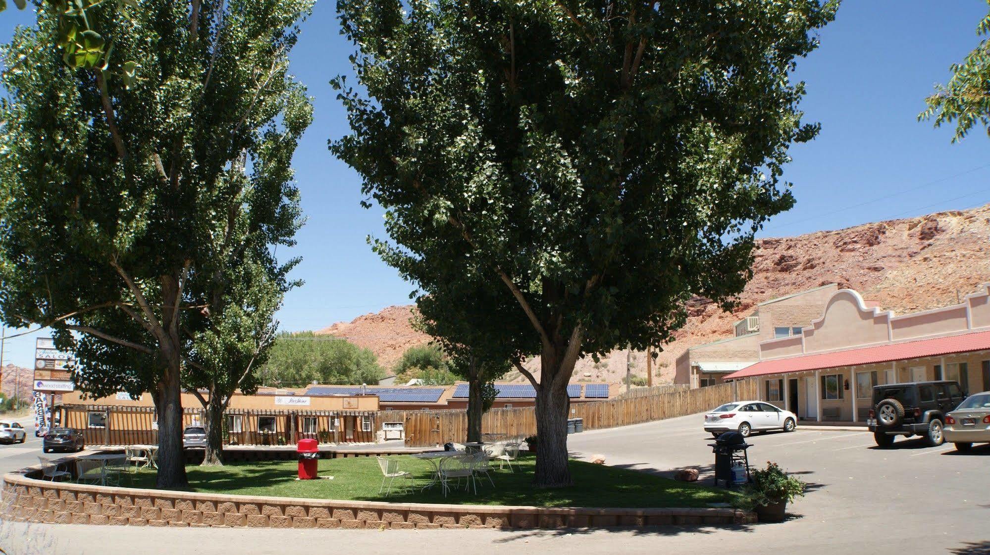 Adventure Inn Moab Exterior photo